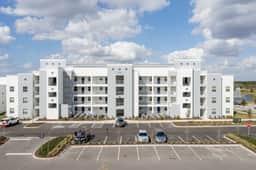 Luxury Apt Near Disney w/ Resort Access 101 3191