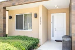 Modern Magic Village Home for 8 with Grill 3131