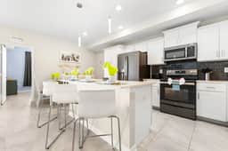 Mario & Fairy 3BR Condo w Free Water Park 303