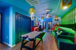 Modern 5BR Nintendo Loft & Private Pool 16144