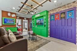 Marvelous 5BR with Private Pool & Game Room 16225