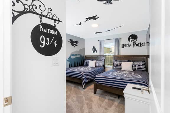 Splendid 4Bd Close to Disney Champions Gate 1006