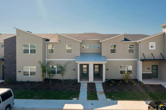 Stunning 4Bd w Pool near Disney Champions Gate 990