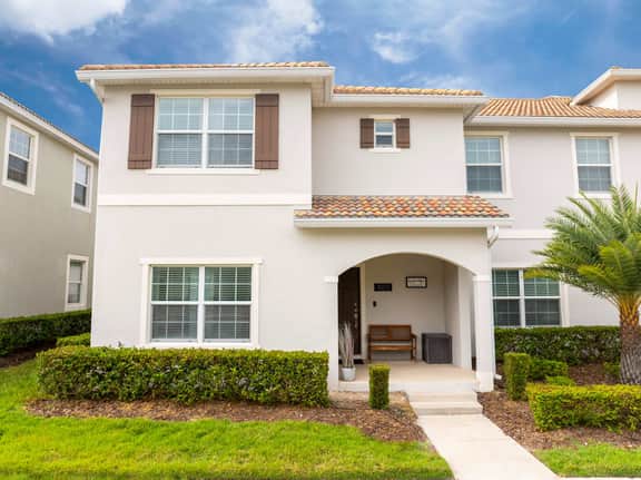 Vibrant 5BR w Pool & WaterPark @ Storey Lake 4811M