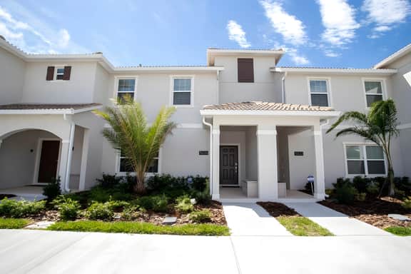 Family Friendly 4Bd w Pool Storey Lake Resort 5035