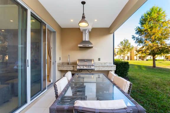 Stunning 4Bd Close to Disney Magic Village 7614