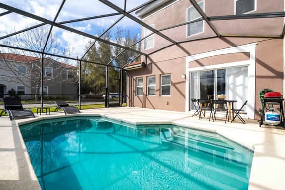 Amazing 4Bd Screened Pool Close to Disney 4572