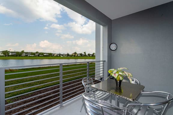 Stunning 2Bd Resort at Storey Lake 105 3171
