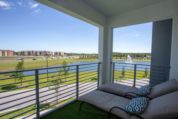 Relaxing Resort Near Disney w/ Lazy River 306 4721